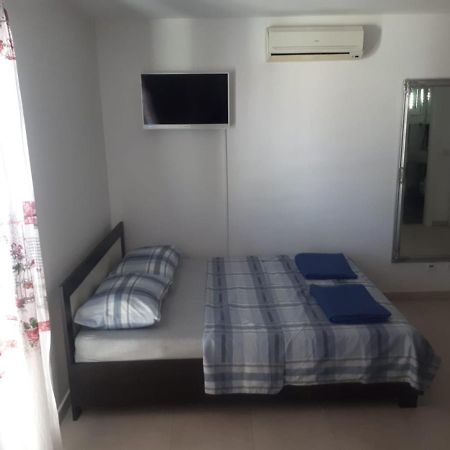 Studio Apartman Labrador Vodice Exteriör bild