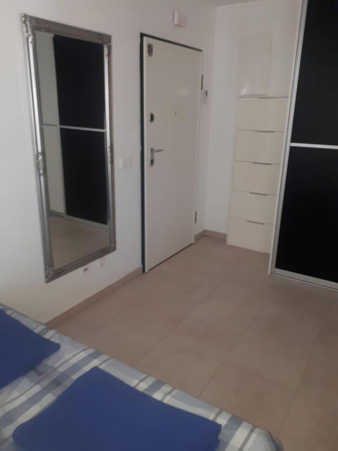 Studio Apartman Labrador Vodice Exteriör bild